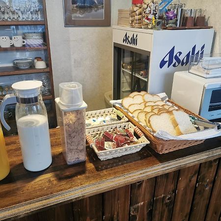 Bed and Breakfast Hakuba Powder Republic Экстерьер фото