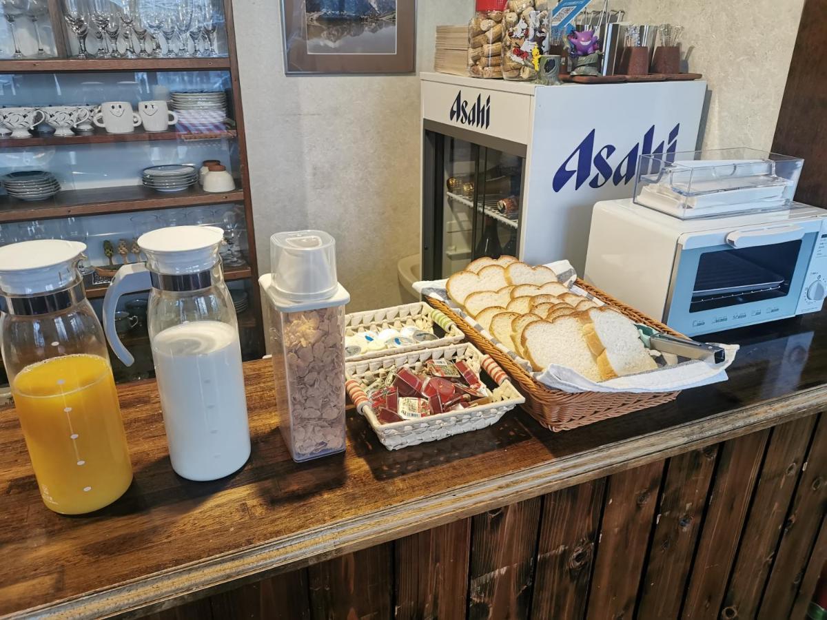 Bed and Breakfast Hakuba Powder Republic Экстерьер фото